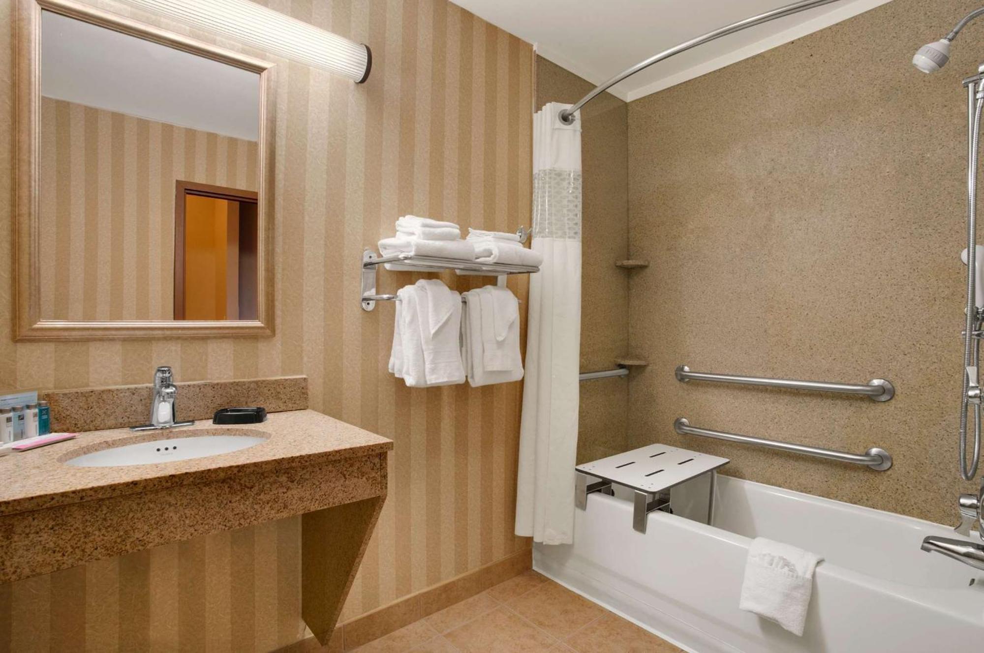 Hampton Inn & Suites Detroit Sterling Heights Ngoại thất bức ảnh